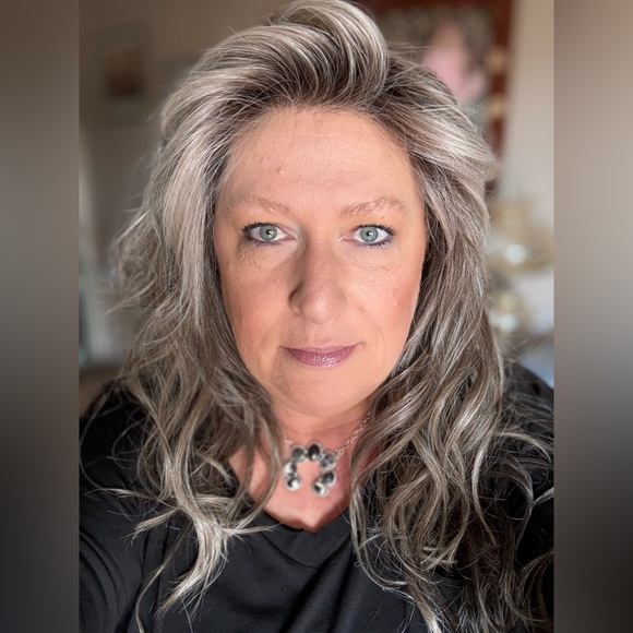 Meet your Posher, El - Picture 5 of 15